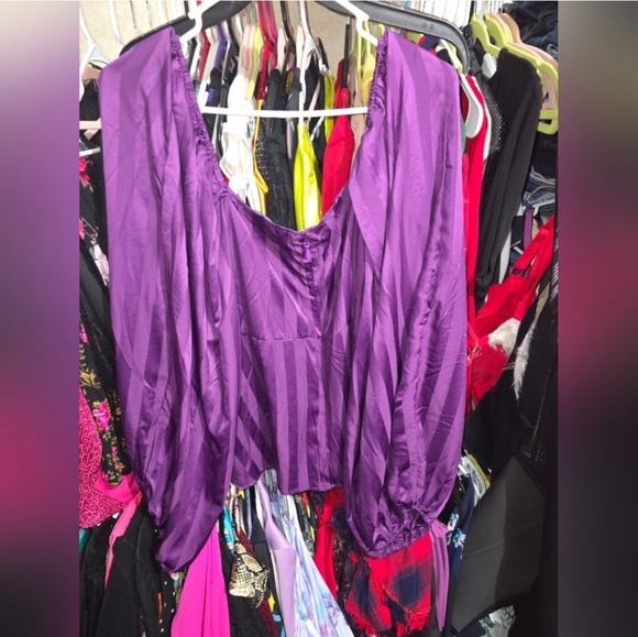 🍂🍁Fashion to figure 2x satin peplum blouse - Picture 5 of 5